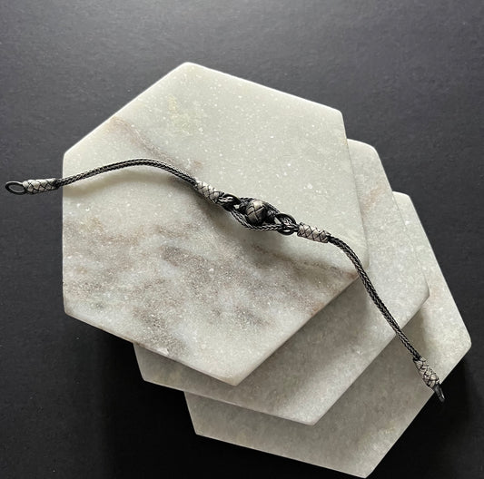 Locked Bead Silver Thread Bracelet